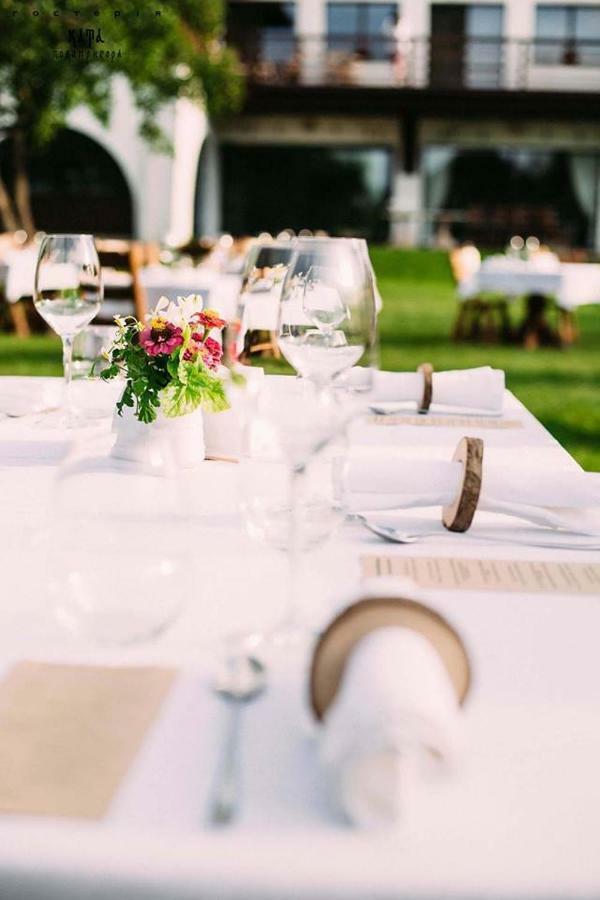 Gosteria Hata Podoprygora Obukhivka Buitenkant foto